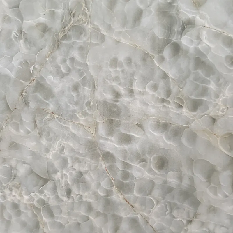 Carrelage marbré blanc martelé 30x30 – 20031