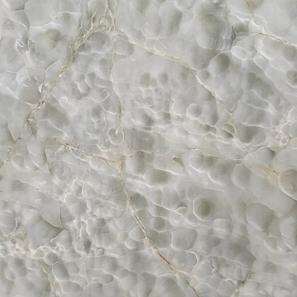 Carrelage marbré blanc martelé 30x30 – 20031