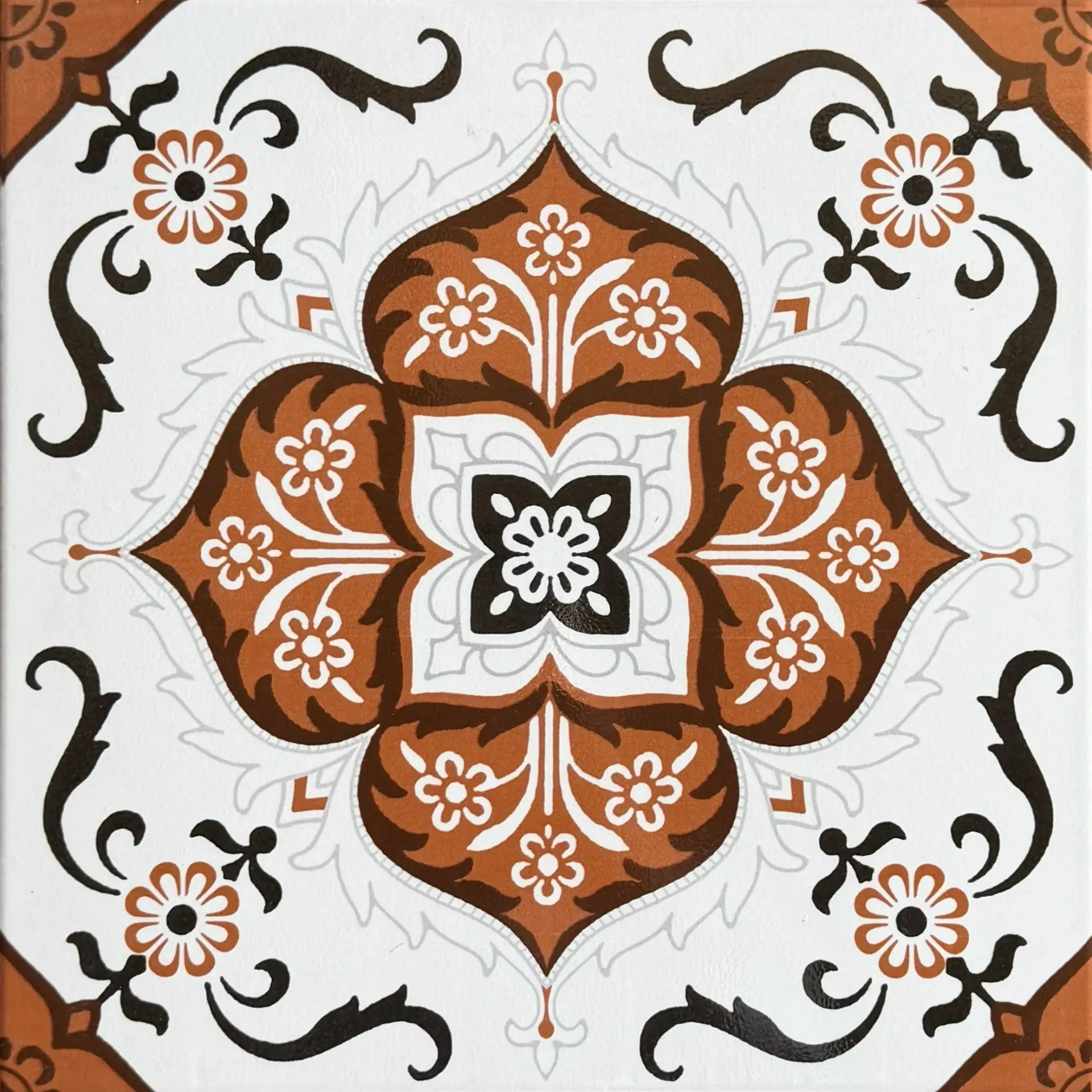 Carrelage décor médaillon ethnique terracotta 30x30 – F-459